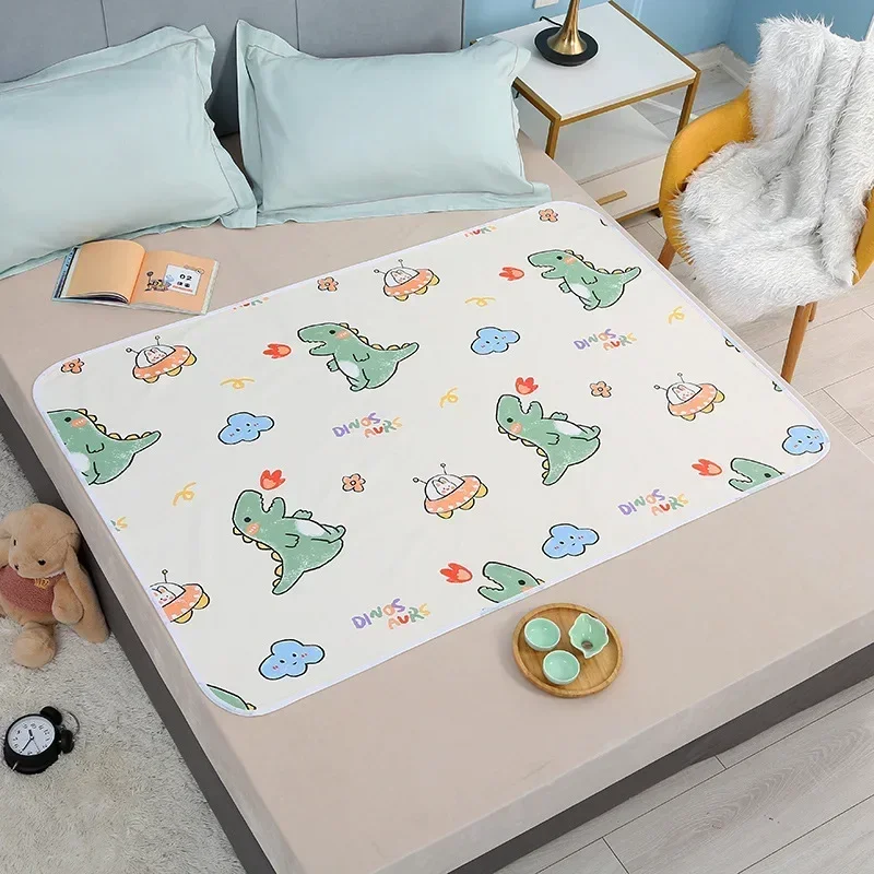 Newborn Cartoon Urine Pad Port - Diaper Changing Mat บทวิจารณ์และราคา