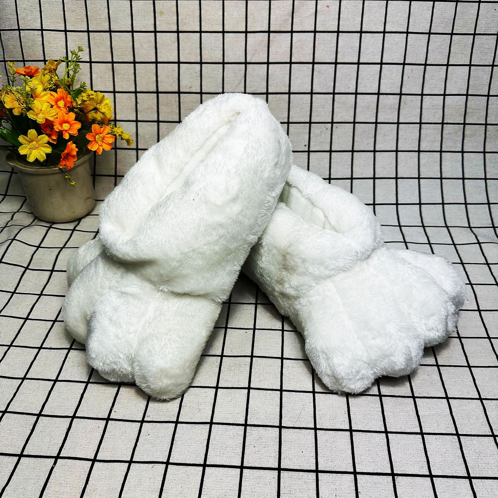 In Stock Rabbit Paw Slippers H - Baby Gate Stairs บทวิจารณ์และราคา