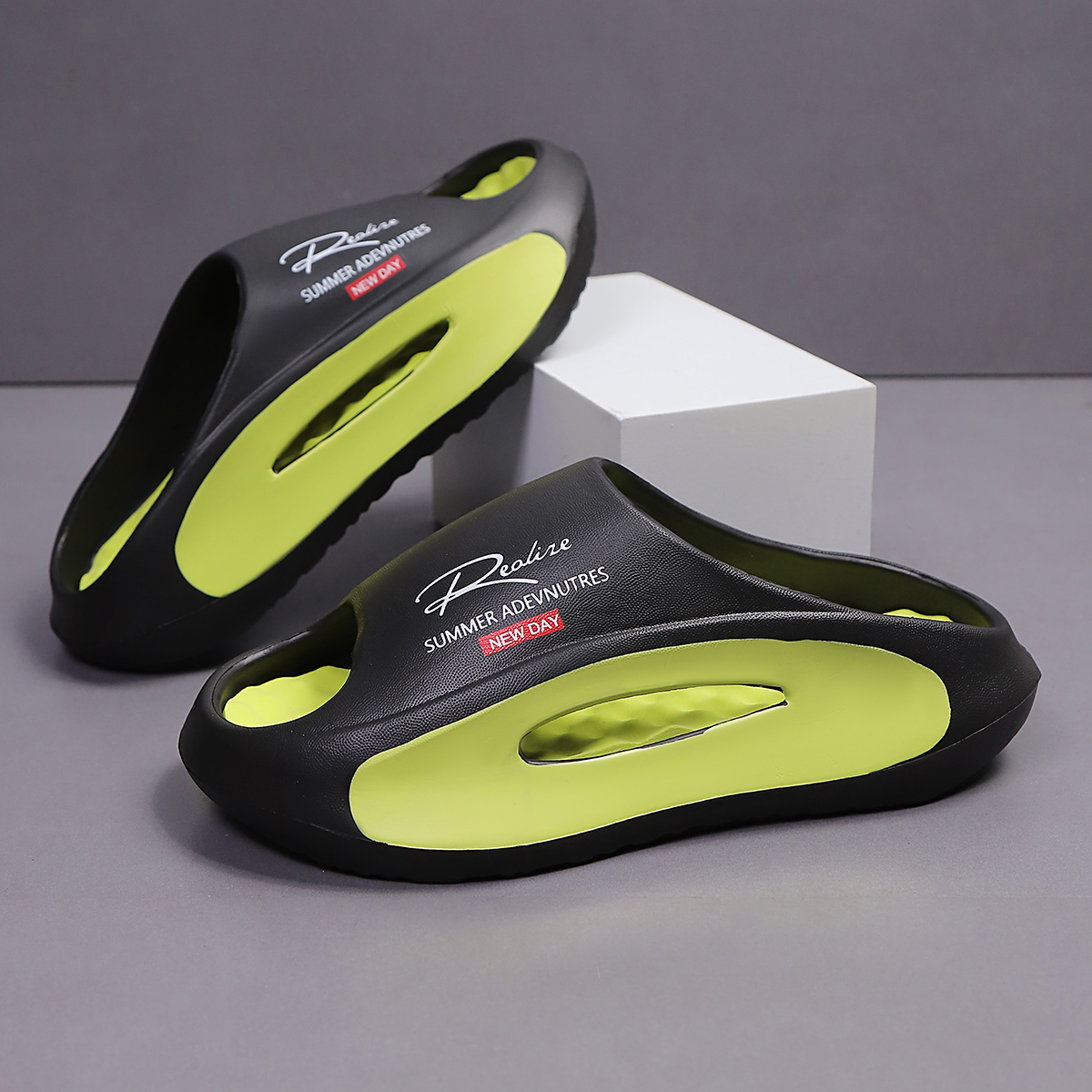 Men's Sport Slippers - Lightwe - Baby Gate Stairs บทวิจารณ์และราคา